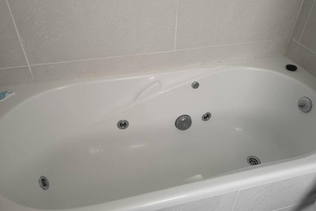 Piso Moderno Con Garaje En El Centro De Vigo Apartment Ngoại thất bức ảnh
